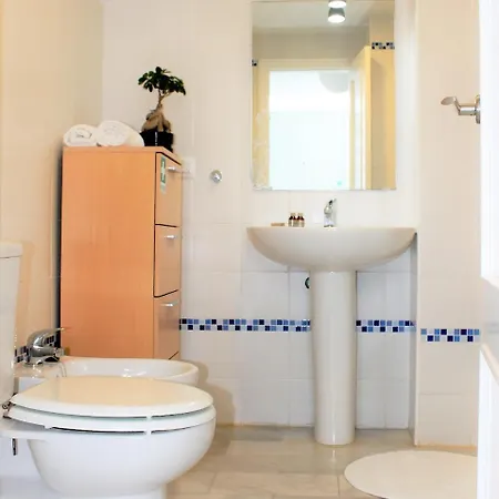 Surthy Casa Sol Midtown Apartment *