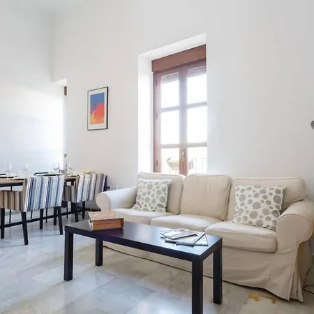 Surthy Casa Sol Midtown Apartment *